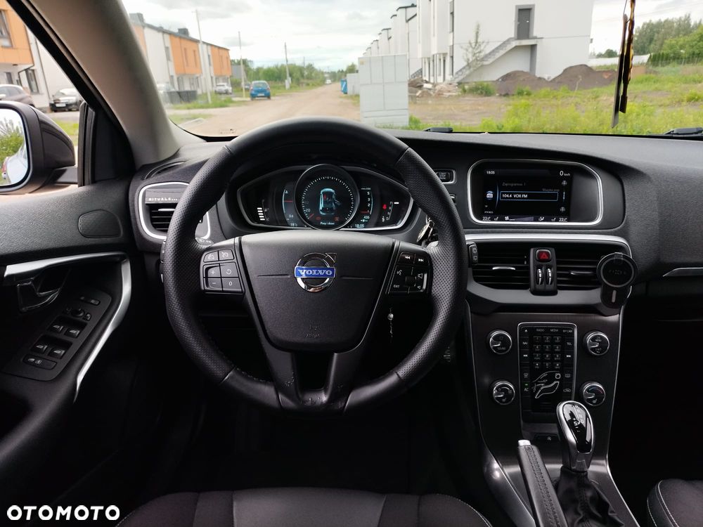 Volvo V40 D3 Kinetic - 11
