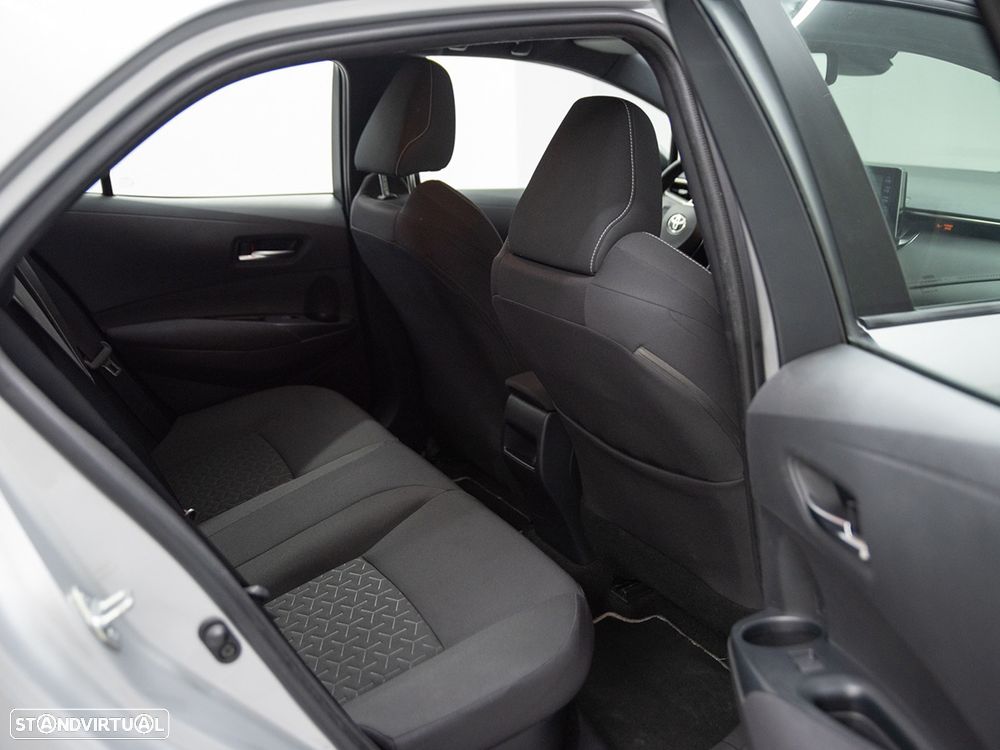 Toyota Corolla 1.8 Hybrid Comfort - 18