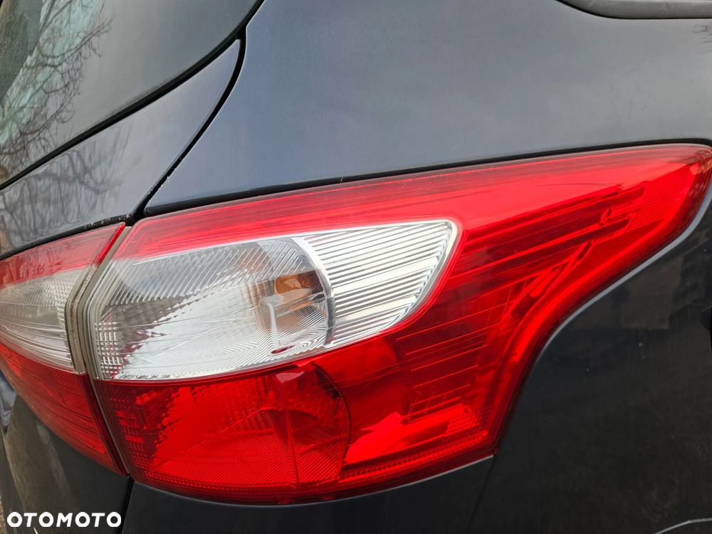 Ford Focus MK3 III kombi lampa tylna tył prawa lewa - 7