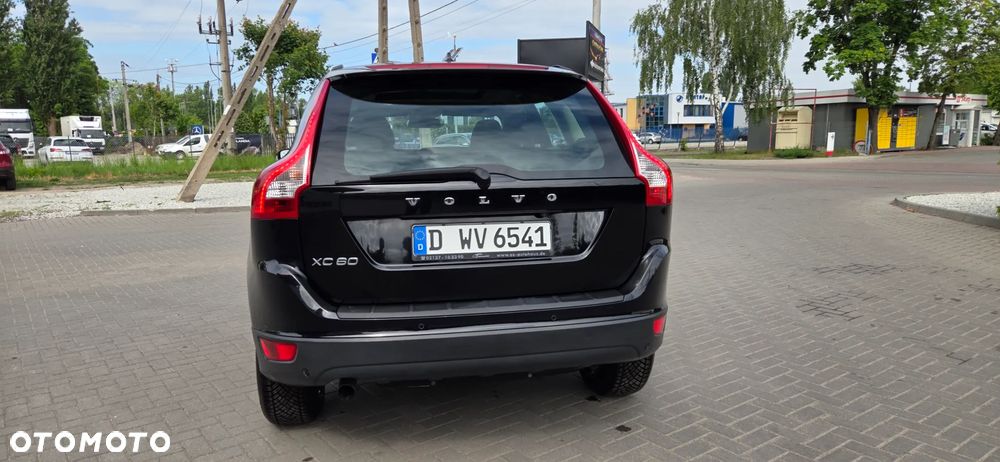 Volvo XC 60 D4 Geartronic Momentum - 12