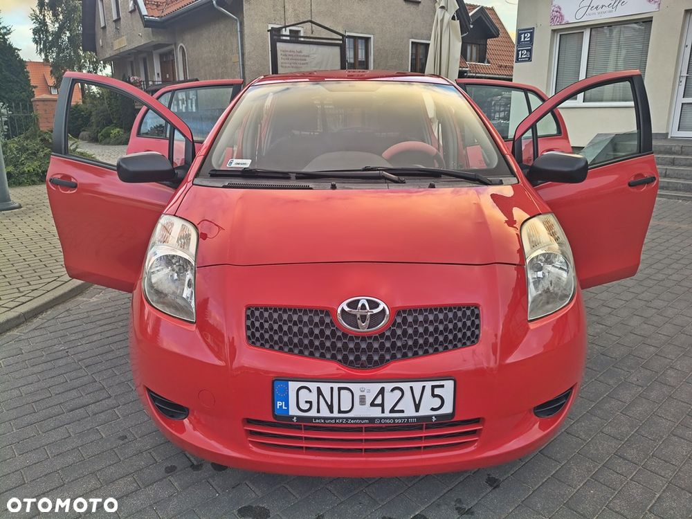 Toyota Yaris 1.0 VVT-i Team - 9