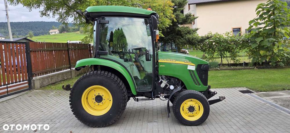 John Deere 3720 - 4