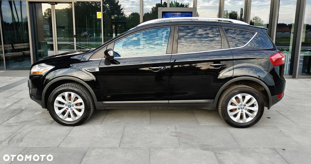 Ford Kuga 2.5 4x4 Titanium - 14