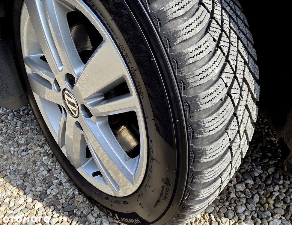 Volkswagen Golf 2.0 TDI Comfortline - 29
