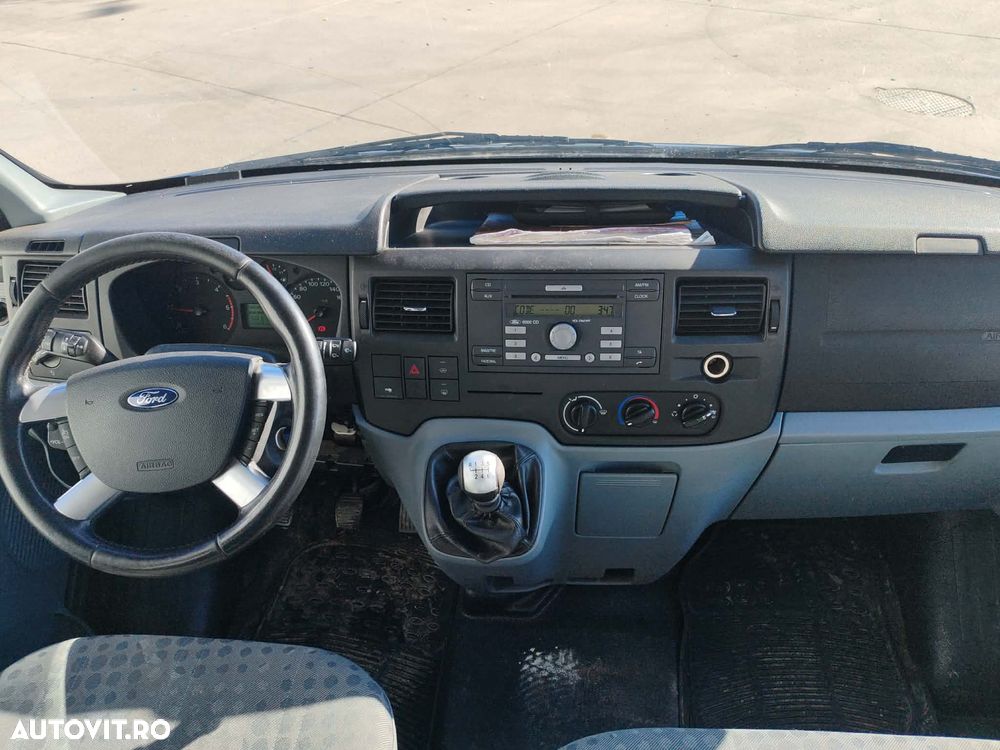 Ford Transit - 10