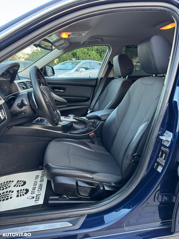 BMW Seria 3 320d Aut. Luxury Line - 26