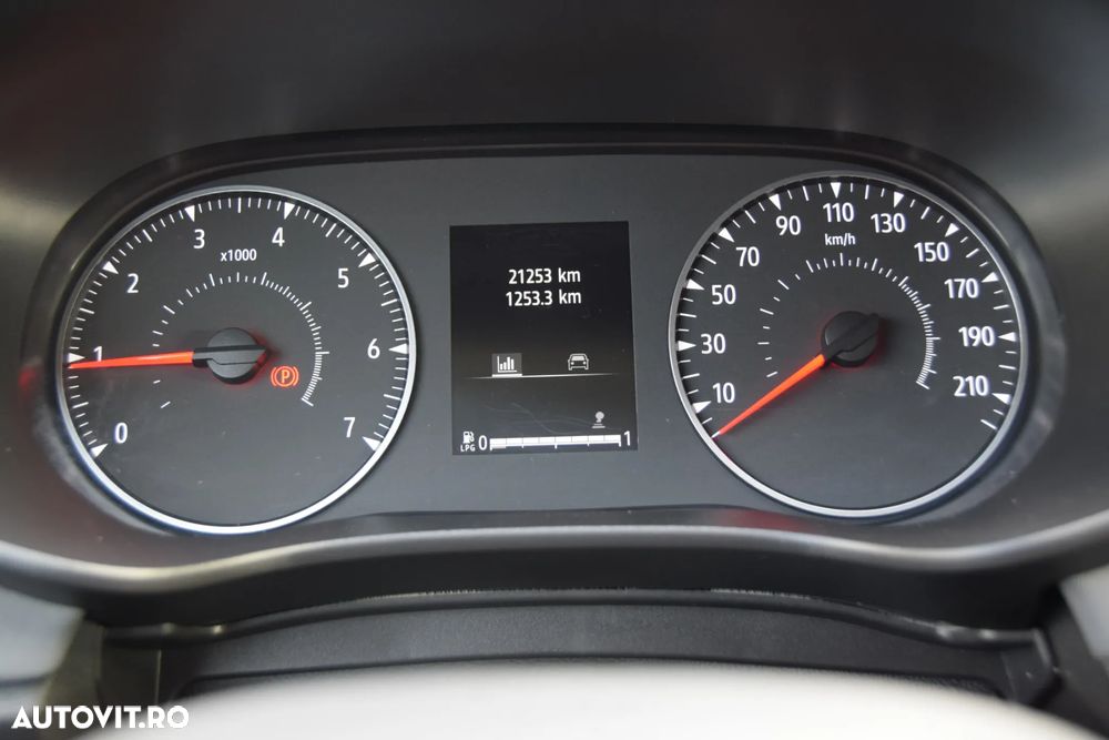 Dacia Sandero Stepway TCe 90 MT6 Extreme - 35