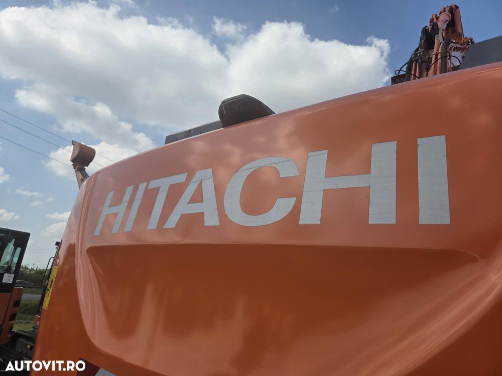 Hitachi ZX300LCN-6, 2019, 8.944h, cupa NOUA 1,8mc, 31,6tone, Ad sapare 7,5m, latime 3m, camere spate si laterale, inst picon si rotire pe brate, consum mediu 19,6l, lant 90% ok doar 721h deplasare, avertizare antirasturnare, posibl leasing-PROMOTIE 93.900Eur - 22