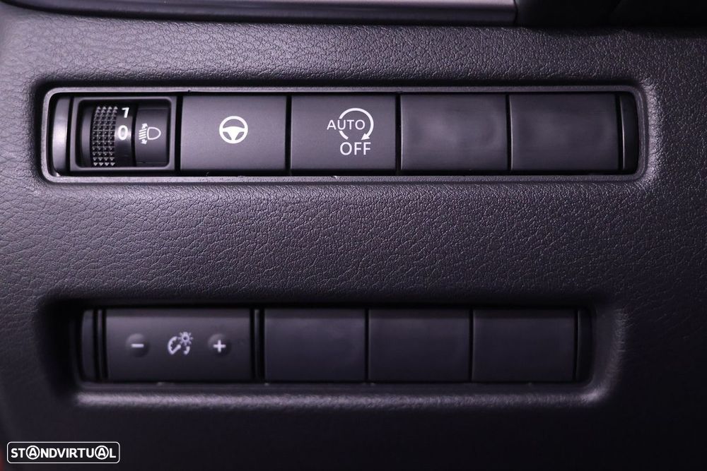 Nissan Qashqai 1.3 DIG-T N-Connecta - 17