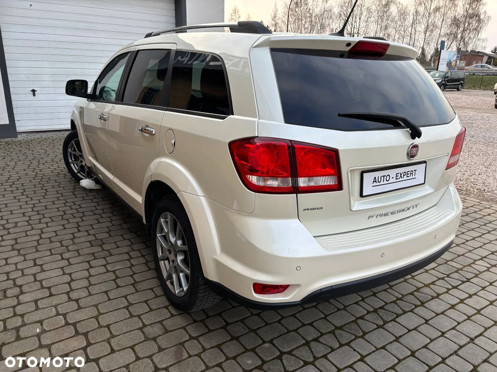 Fiat Freemont 2.0 Multijet 16V DPF Automatik Allrad Lounge - 3