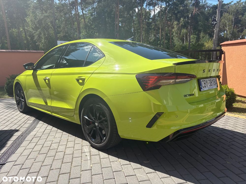 Skoda Octavia 2.0 TSI RS DSG - 4