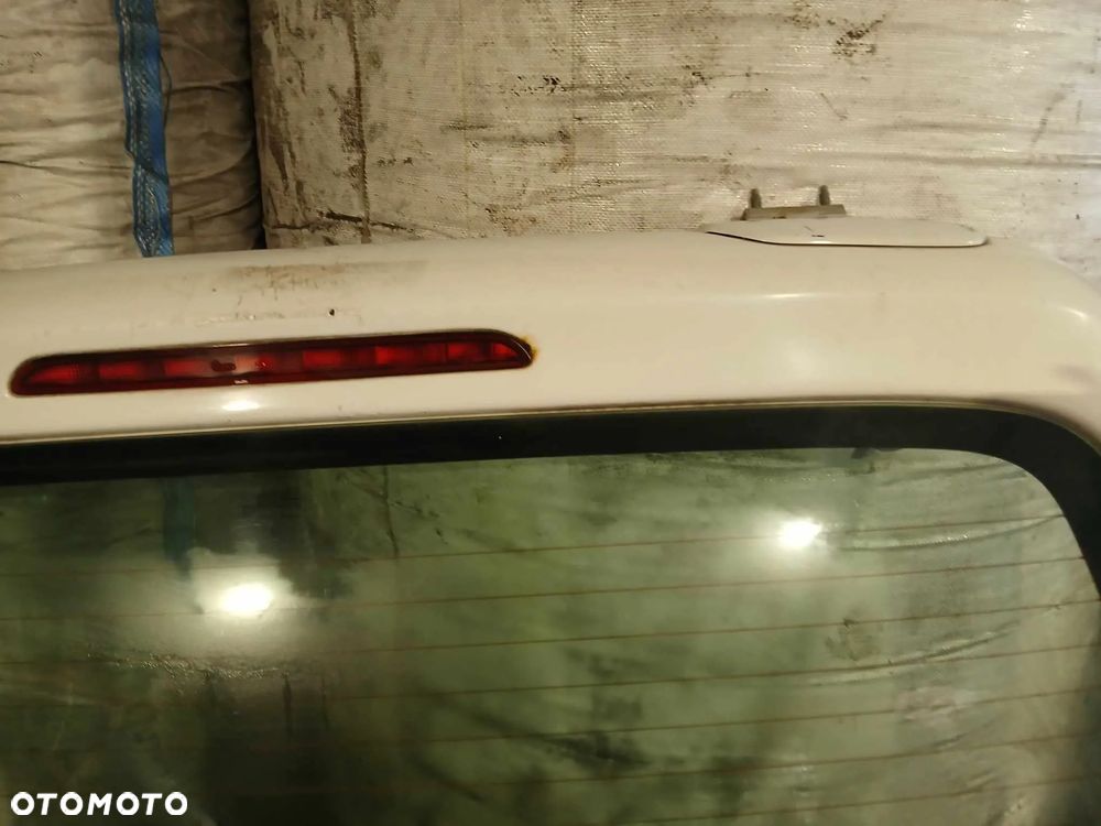 Peugeot Partner Klapa Bagażnika - 4