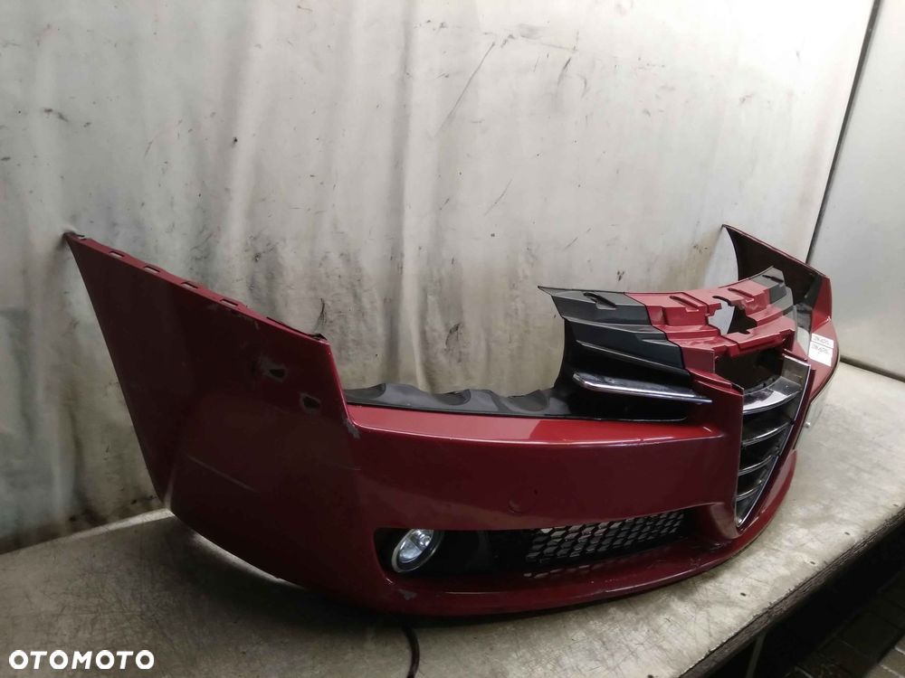 ^ ZDERZAK PRZÓD PRZEDNI ALFA ROMEO 159 289/A CZERWONY HALOGENY - 2