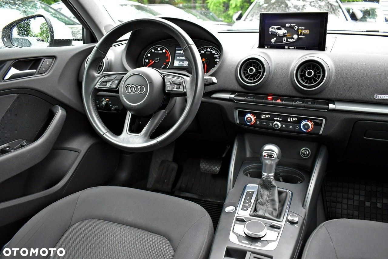 Audi A3 35 TFSI S tronic - 16