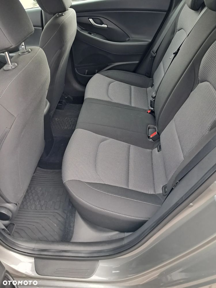 Hyundai i30 1.4 Classic + - 13