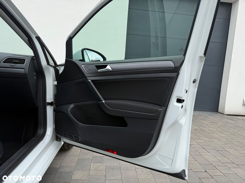 Volkswagen Golf 2.0 TDI SCR DSG Comfortline - 32