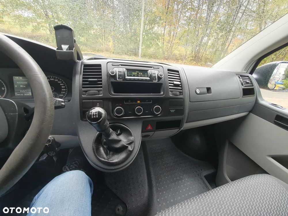 Volkswagen Transporter - 18