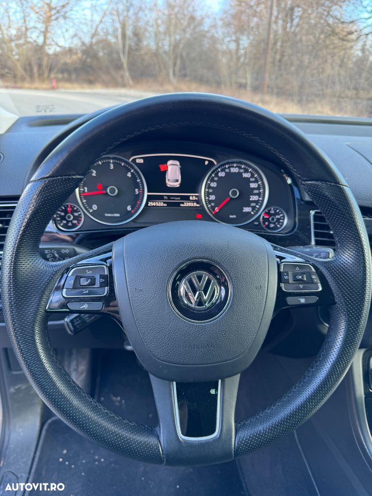 Volkswagen Touareg V6 TDI BMT Mountain Plus - 9