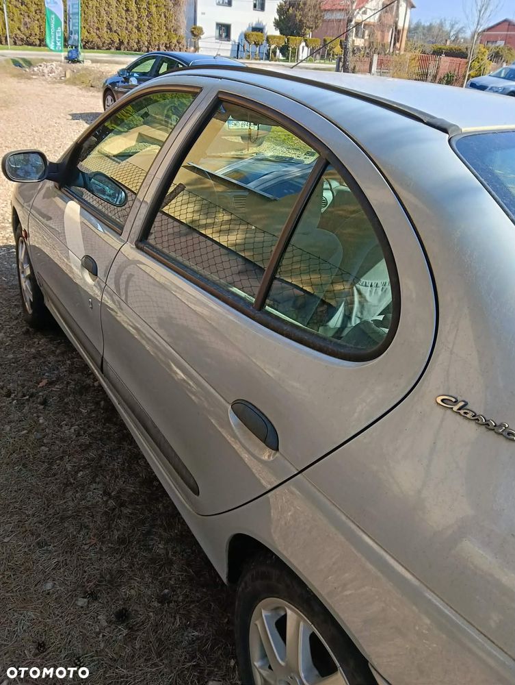 Renault Megane 1.6 - 7