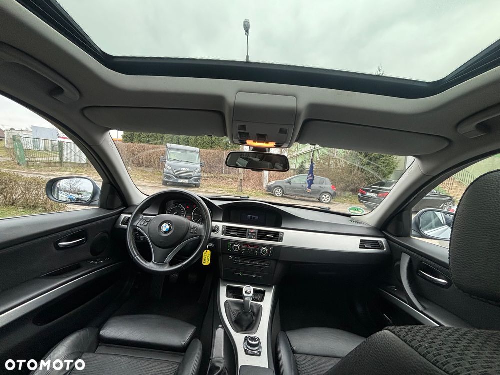BMW Seria 3 - 26