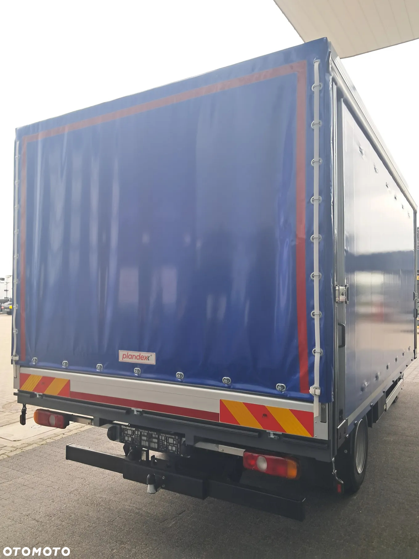 FUSO CANTER - 8