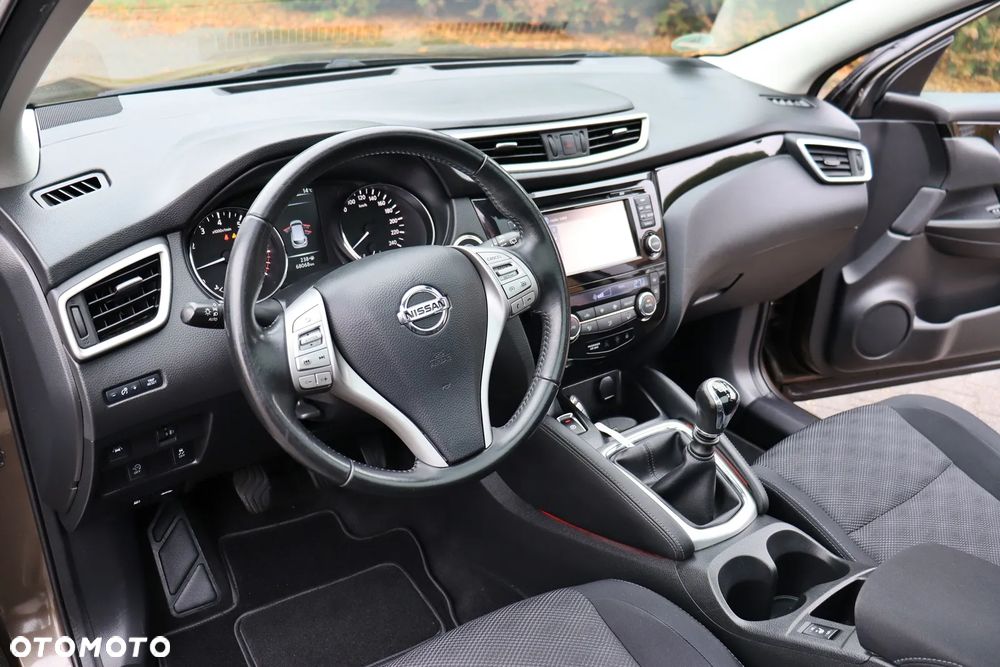 Nissan Qashqai 1.6 DIG-T 360 - 13