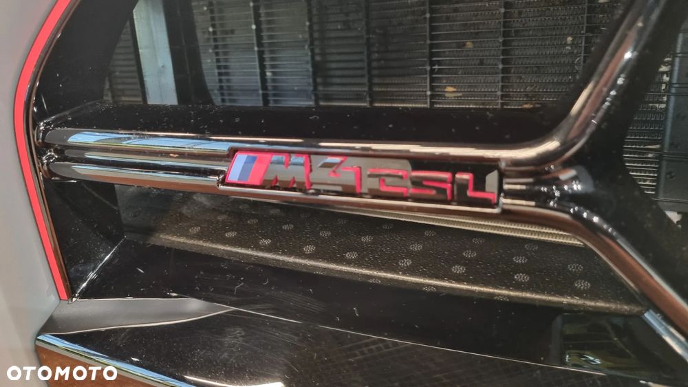 BMW M4 CSL sport - 37