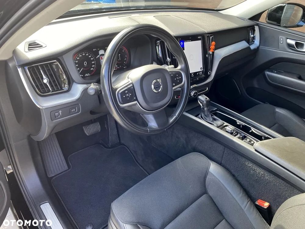 Volvo XC 60 D4 SCR Momentum - 25