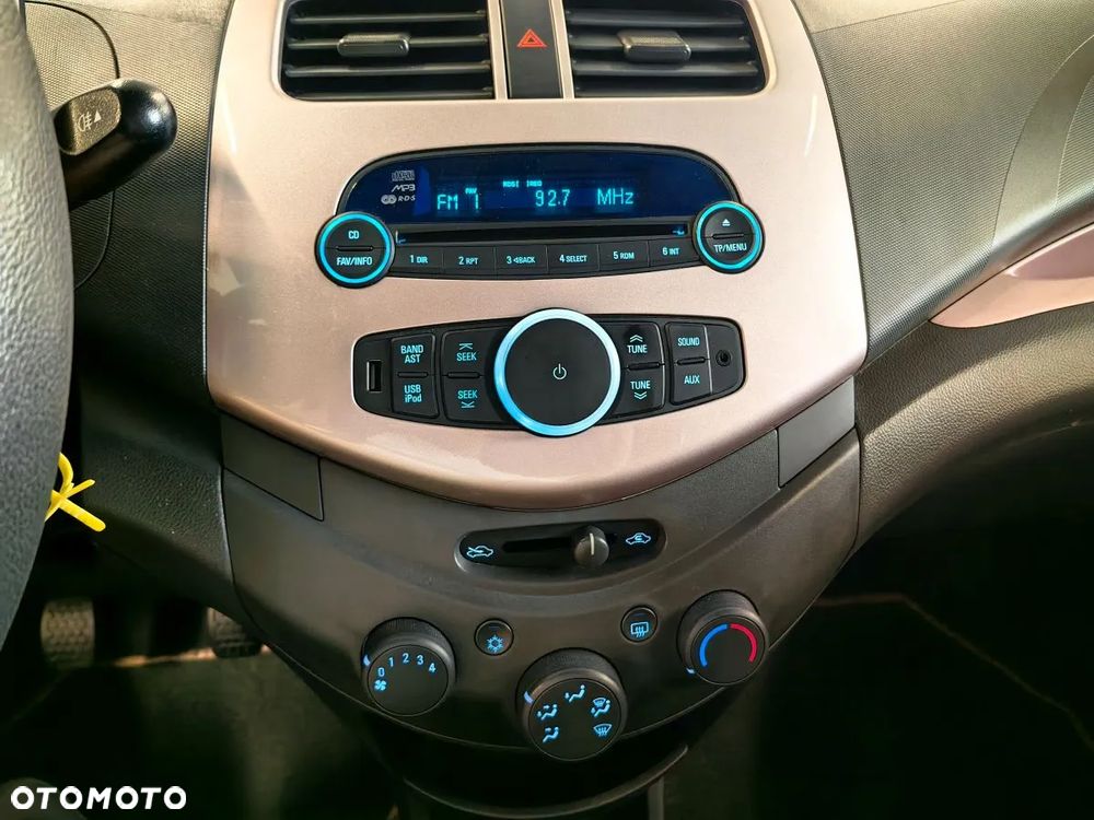 Chevrolet Spark 1.2 LTZ - 12