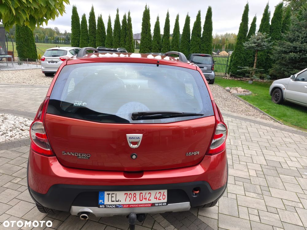 Dacia Sandero Stepway 1.6 - 12