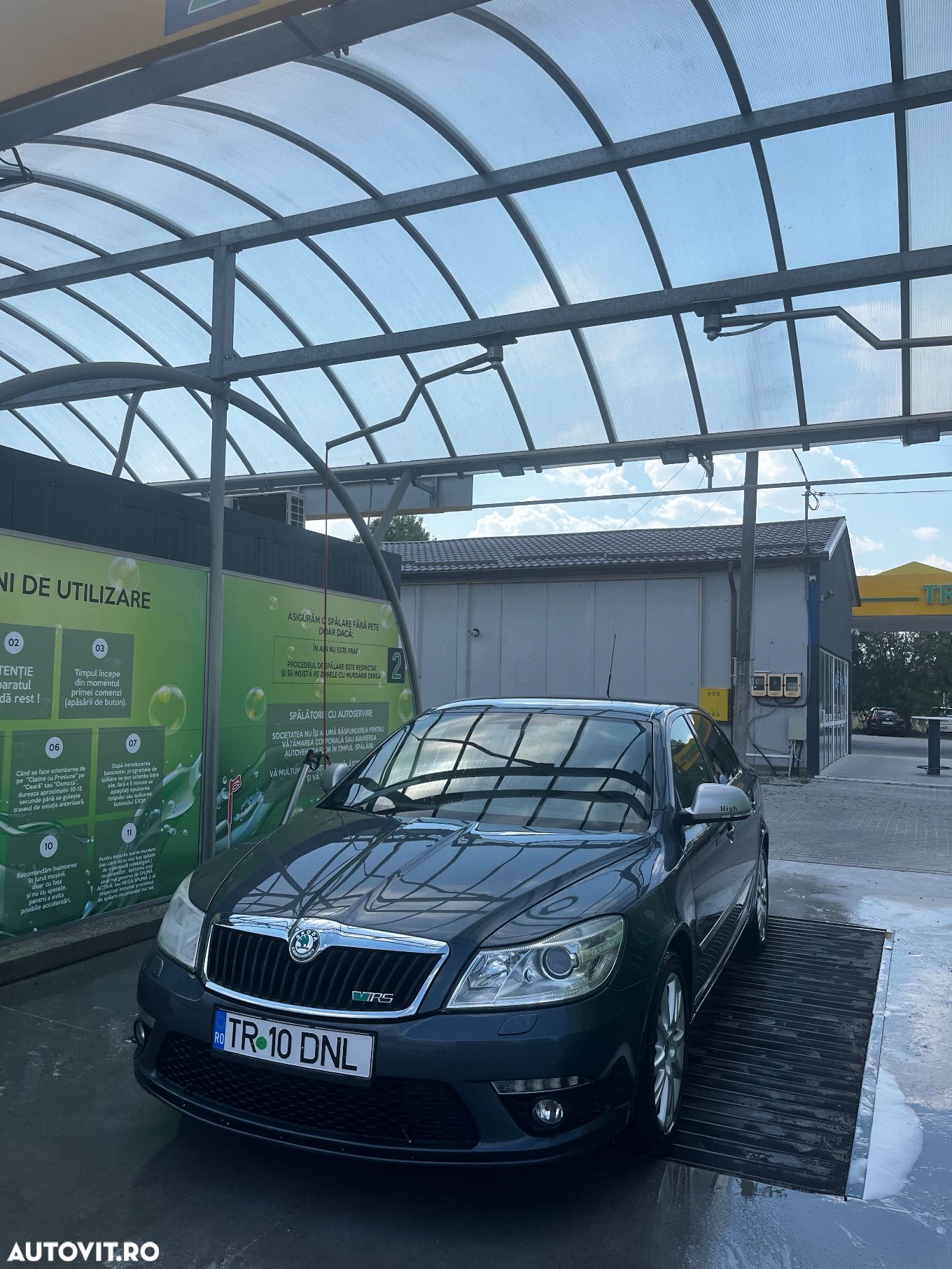 Skoda Octavia 2.0 TFSI RS - 1