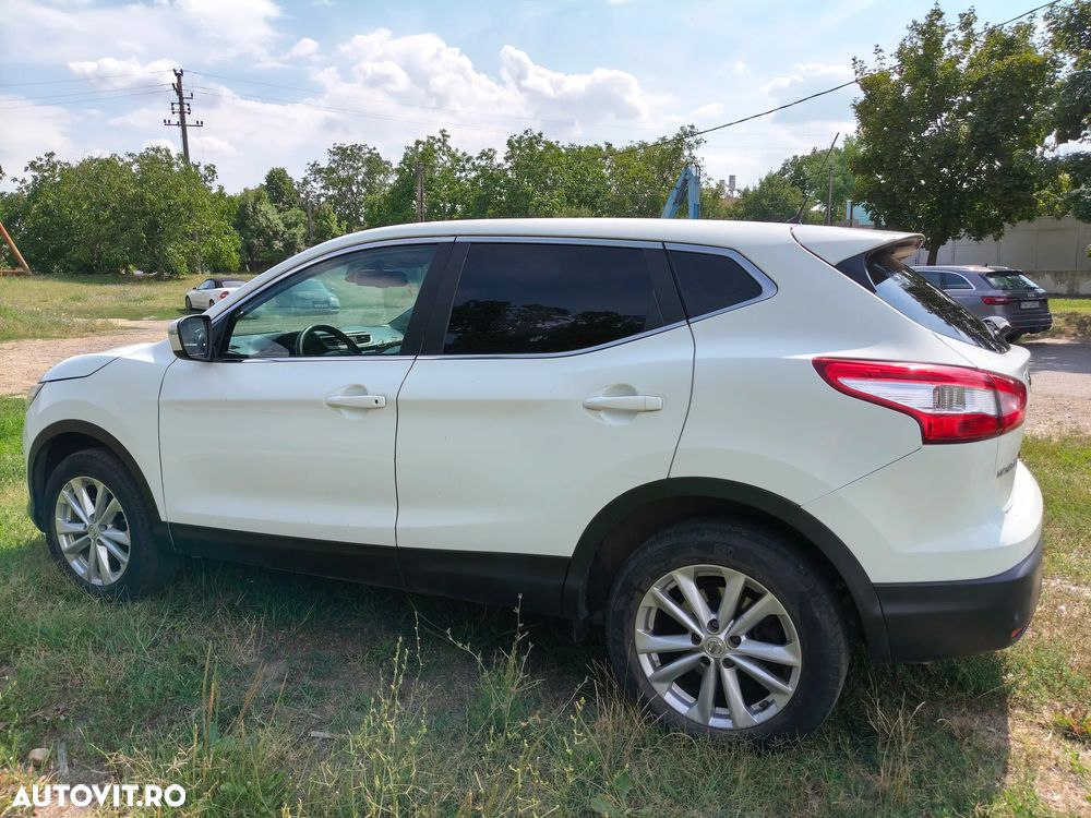Nissan Qashqai 1.5 DCI Start/Stop N-Connecta - 11