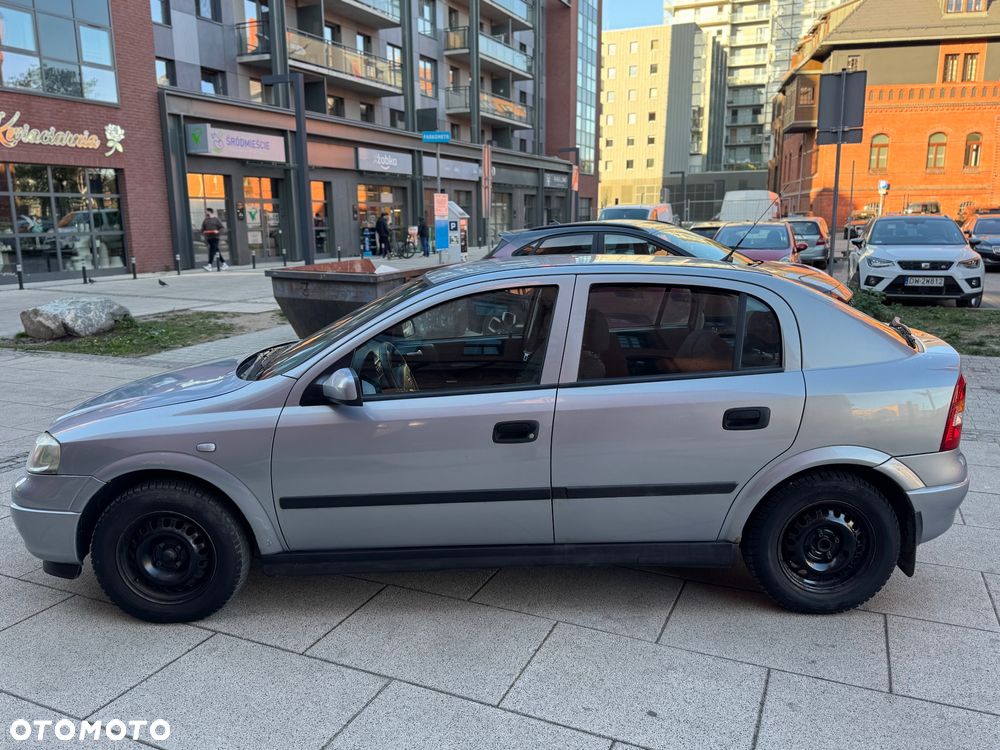 Opel Astra - 6