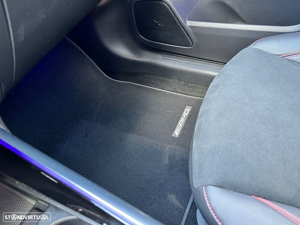 Mercedes-Benz GLA 250 - 24