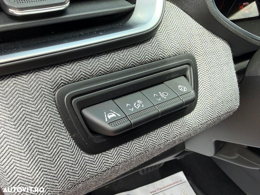 Renault Clio V E-Tech 145 Techno - 32