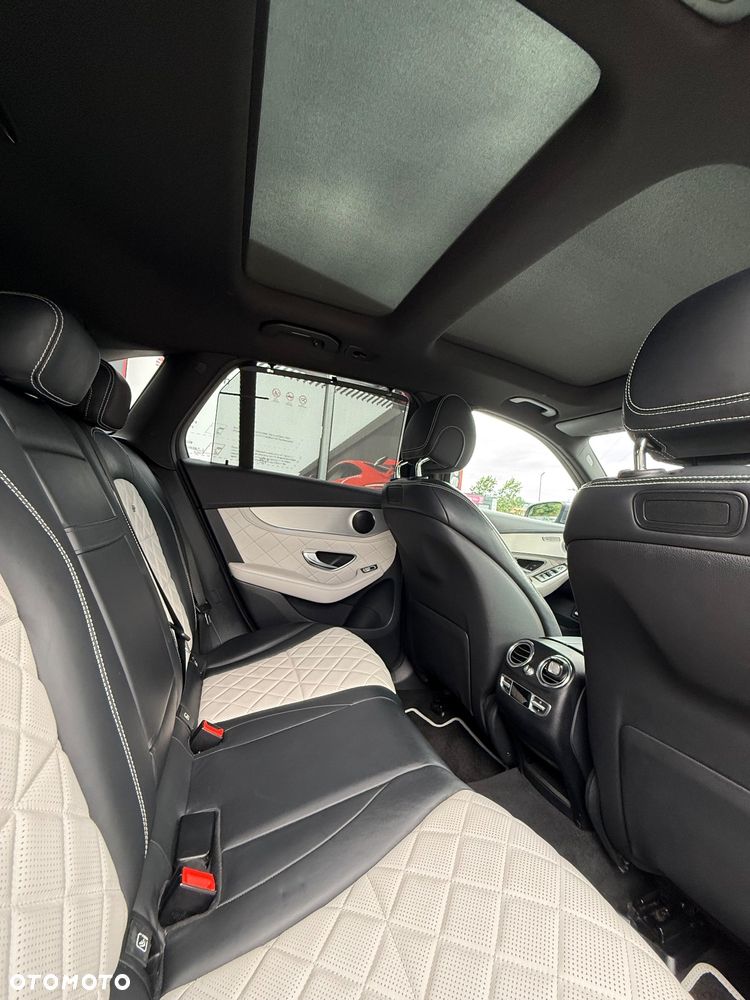 Mercedes-Benz GLC - 22