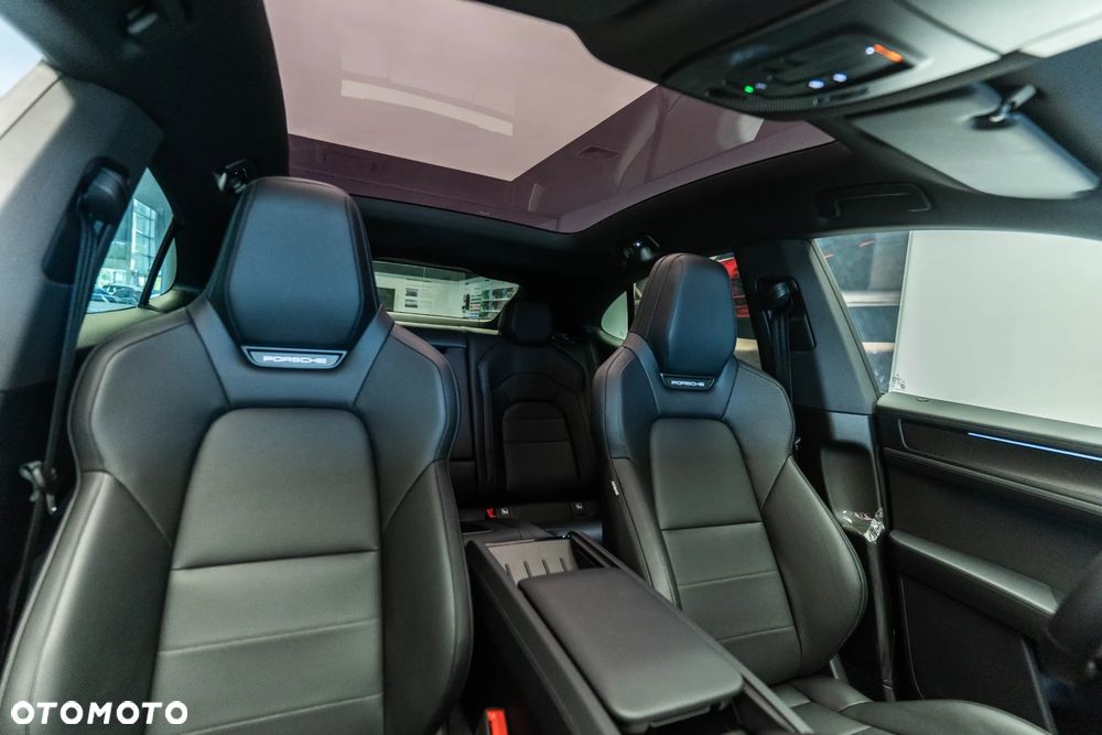 Porsche Cayenne - 16