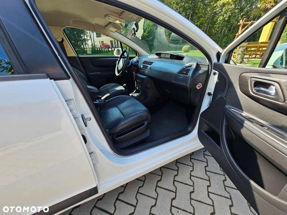 Citroën C4 1.6 HDi Advance - 7