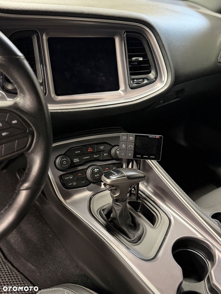 Dodge Challenger 6.4 Scat Pack - 7