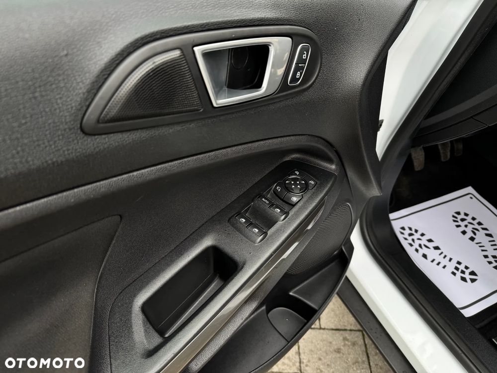 Ford EcoSport 1.0 EcoBoost ACTIVE - 25