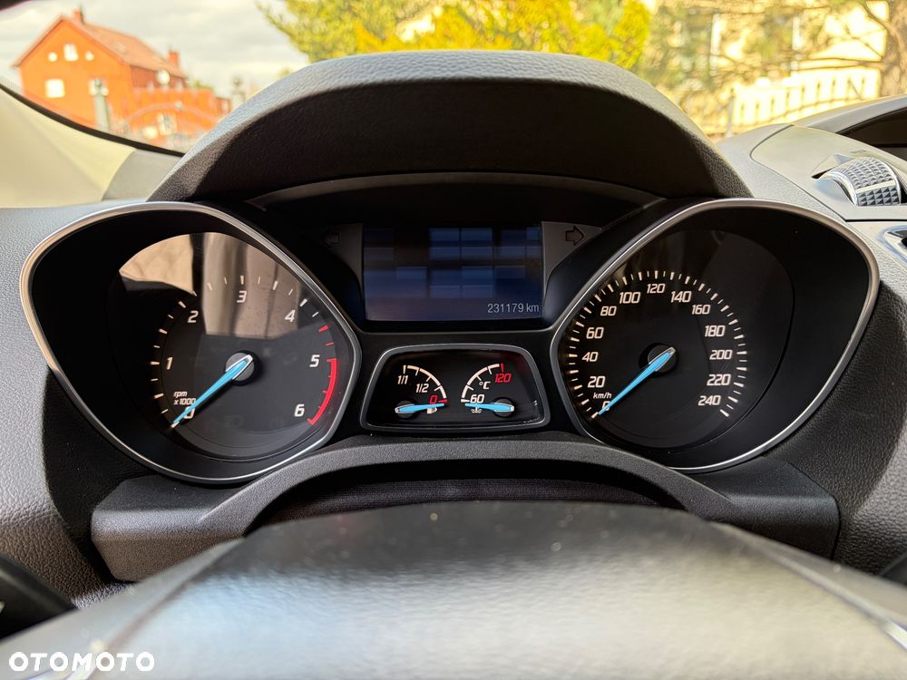 Ford Kuga 2.0 TDCi 4x4 Titanium - 20