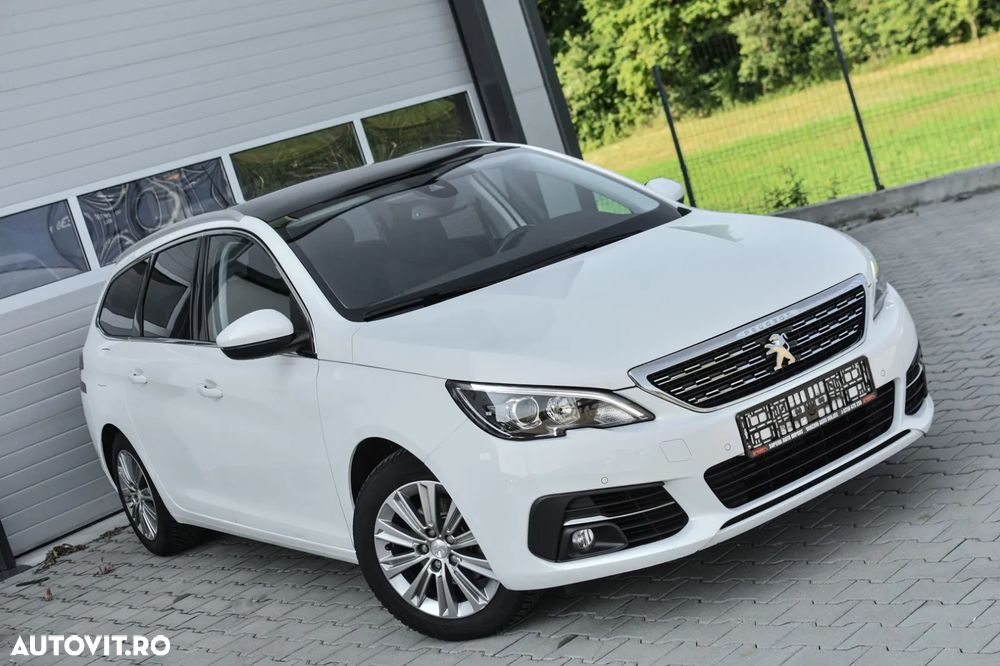 Peugeot 308 1.2 L PureTech Turbo S&S Allure Pack - 10
