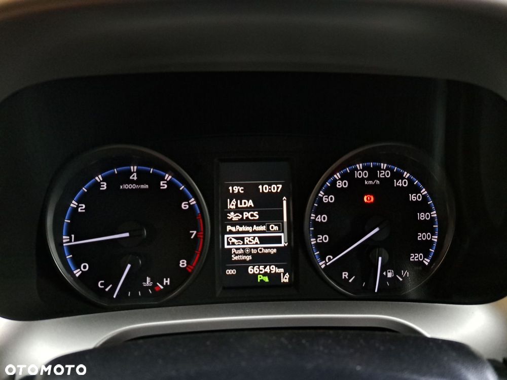 Toyota RAV4 2.0 Premium 4x4 - 26