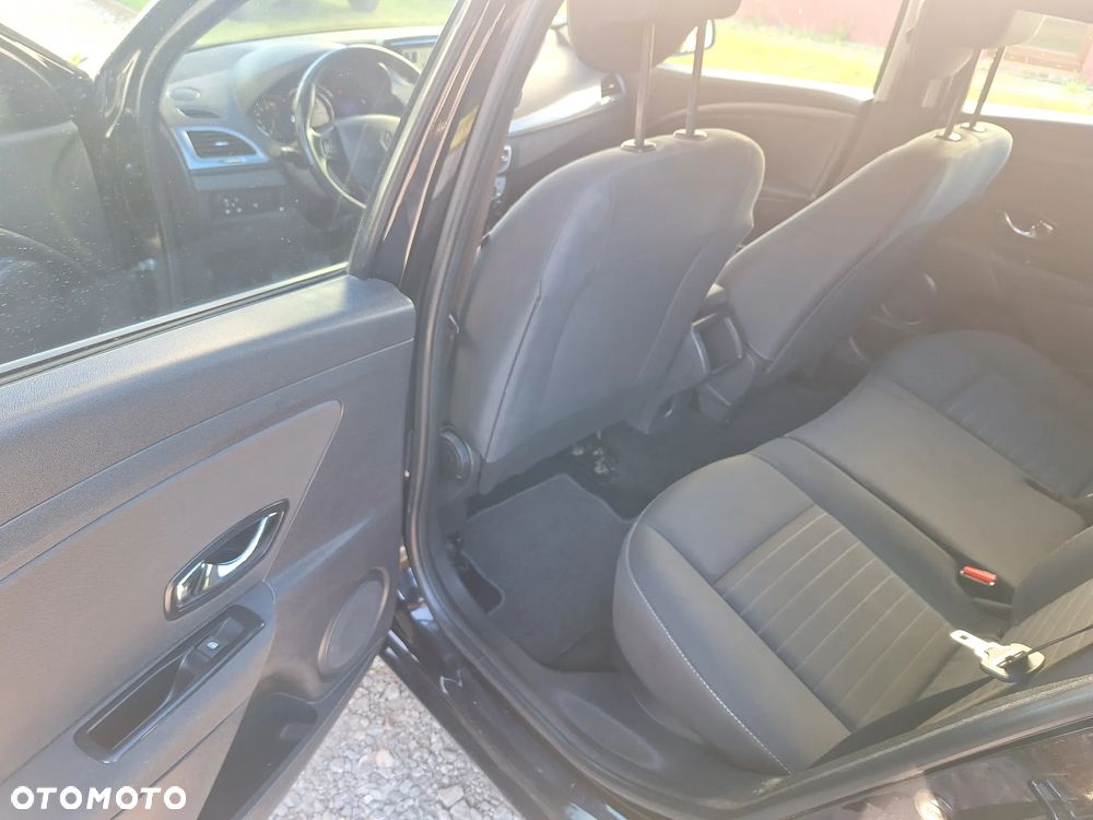 Renault Megane 1.6 16V 110 LIMITED - 10