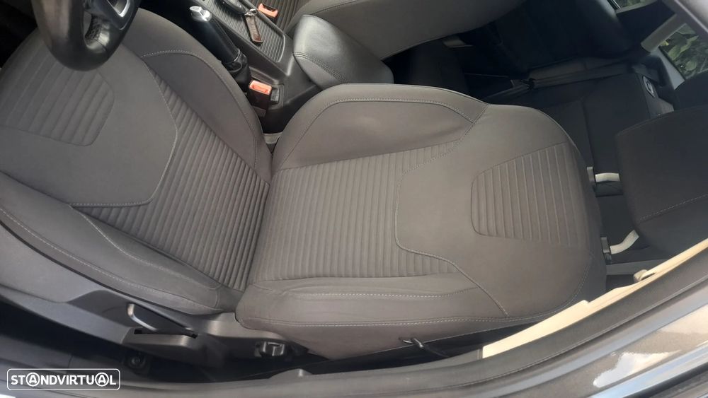 Ford Focus SW 1.0 SCTi Titanium - 20