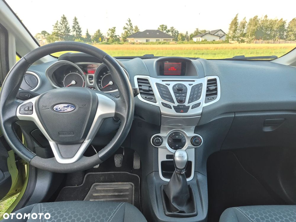 Ford Fiesta 1.4 Titanium EU5 - 9
