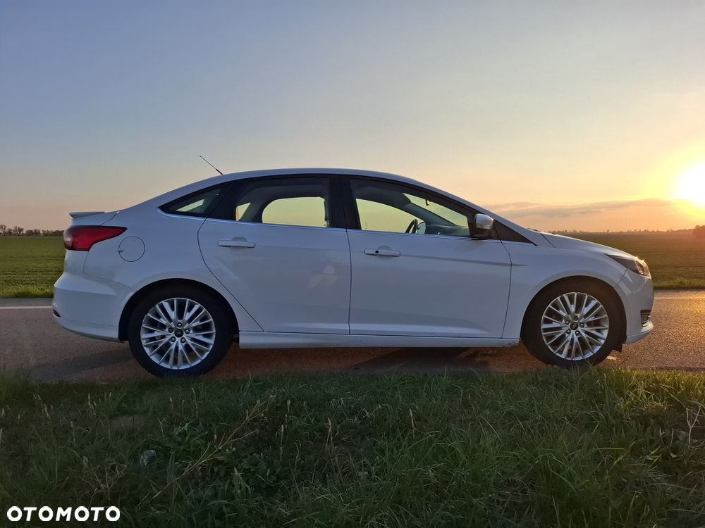 Ford Focus - 4