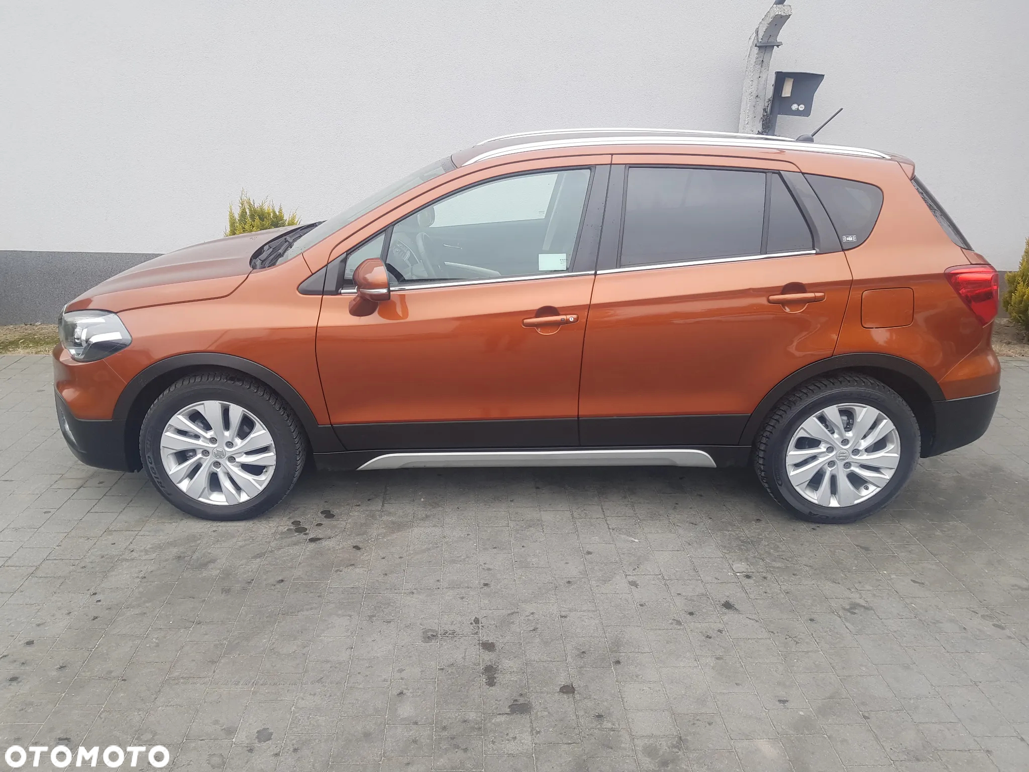 Suzuki SX4 S-Cross 1.4 T Premium - 3