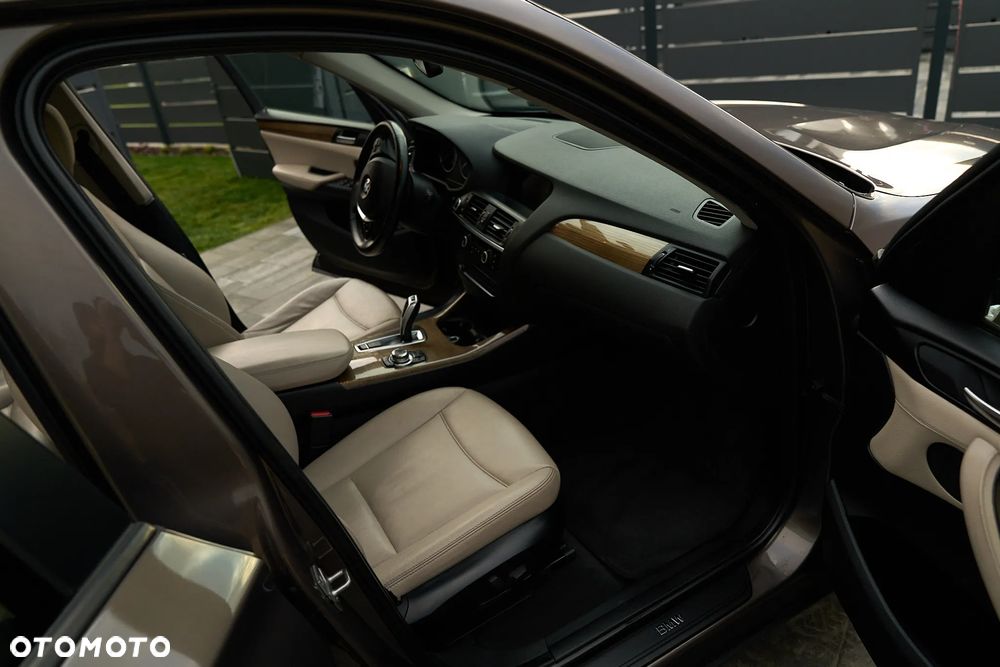 BMW X3 xDrive35i - 12