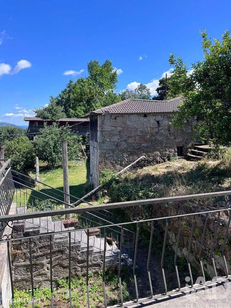Casa / Villa T2 em Vilela, Seramil e Paredes Secas de 144 m2 - Grande imagem: 2/5